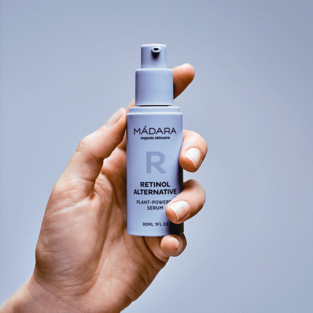 Madara RETINOL ALTERNATIVE sérum à base de plantes, 30ml | Parashop.com